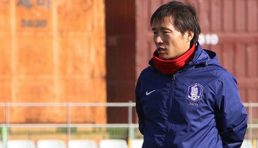 VCK U19 châu Á 2014: HLV U19 Hàn Quốc choáng váng sau Lễ bốc thăm