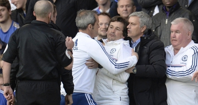 Mourinho: “Chelsea chưa nhận được sự tôn trọng”