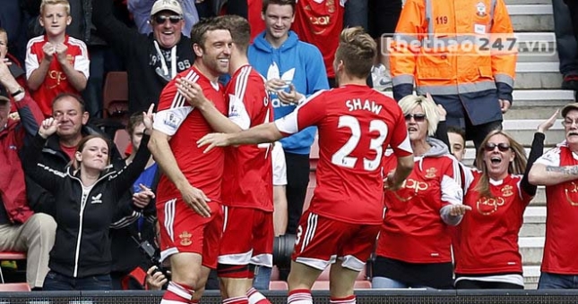 Southampton 2–0 Everton: 2 pha đốt lưới nhà oan nghiệt