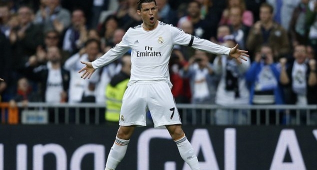 Video bóng đá: 2 siêu phẩm sút xa của CR7 vào lưới Osasuna