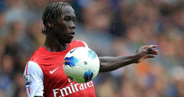 Sagna bất ngờ đàm phán với Man City