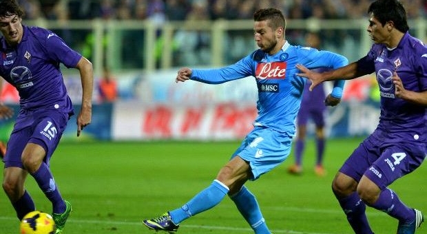 Video bàn thắng: Fiorentina 1-3 Napoli (Coppa Italia 2013/14)