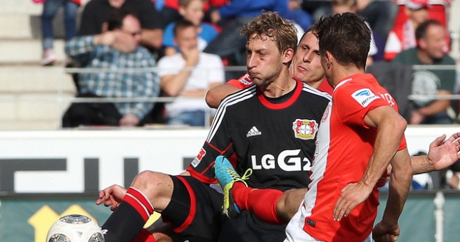 Trước vòng 34 Bundesliga: Căng thẳng tới phút cuối