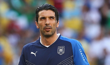 Buffon bảo vệ quyết định của Prandelli