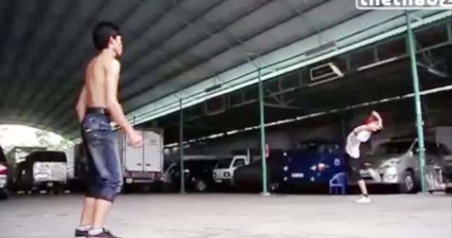 VIDEO: Màn biểu diễn đá cầu kiểng đẹp mắt