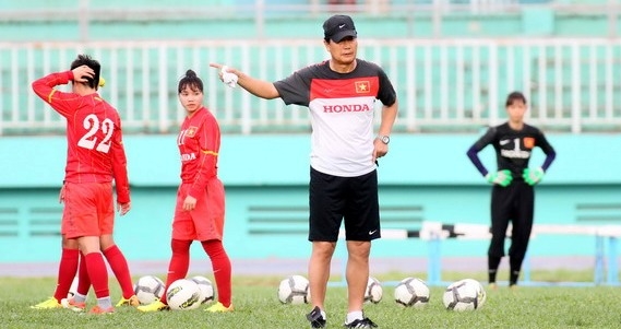 ĐT nữ Việt Nam sẵn sàng đánh bại Thái Lan trên chấm 11 mét