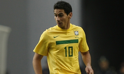 Kaka mới chọn Napoli thay vì Milan