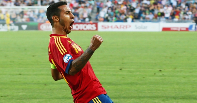 Ryan Giggs là nguyên nhân khiến Man Utd mua hụt Thiago Alcantara?