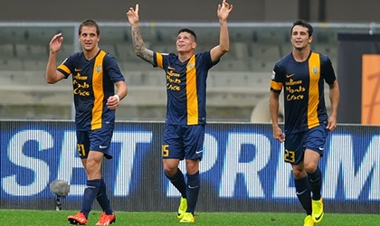 Hợp đồng mua chưa ráo mực, Verona đã chuẩn bị bán sao