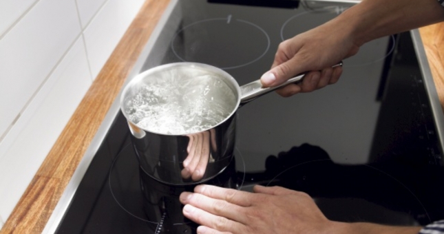 Một số lưu ý cần biết khi sử dụng bếp từ