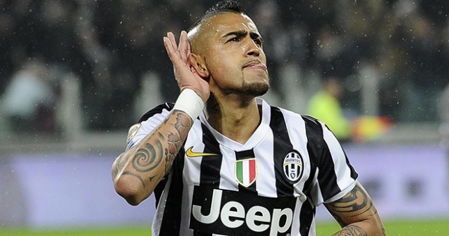 Càng chần chừ, Man Utd càng xa các tiền vệ