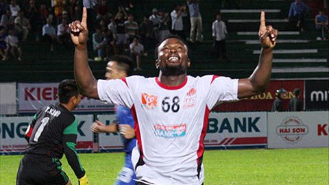 Oseni thăng hoa, ĐT Long An vào bán kết Cúp Quốc gia