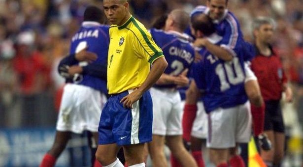 Ronaldo 'béo' tiết lộ bí ẩn ở World Cup 1998