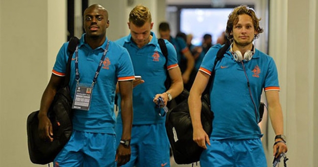 Man Utd lần lượt bỏ qua học trò cũ của Van Gaal ở ĐT Hà Lan