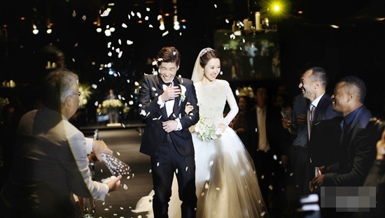 Patrick Evra, Guus Hiddink tới dự đám cưới của Park Ji Sung