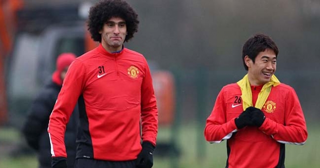 Van Gaal sẽ đẩy ‘hàng hớ’ của David Moyes sang Napoli?