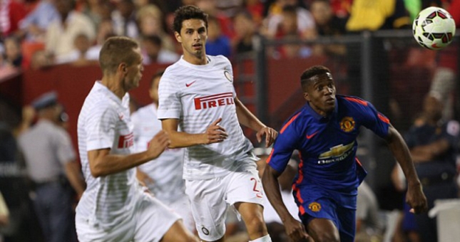 Zaha: 'Moyes cô lập tôi nhưng Van Gaal thì không'