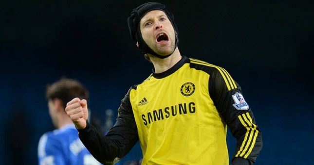 Người đại diện tiết lộ tương lai của Petr Cech