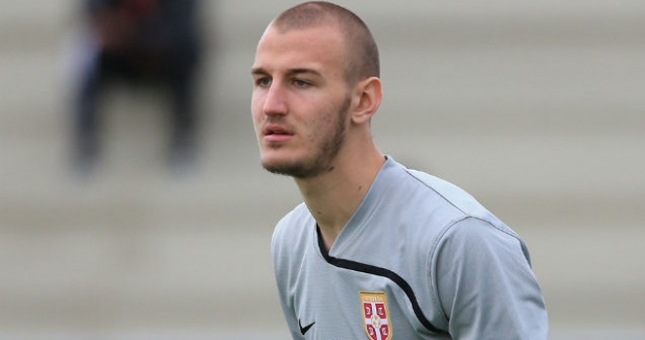 Man United mua thành công thủ môn cao kều Vanja Milinkovic