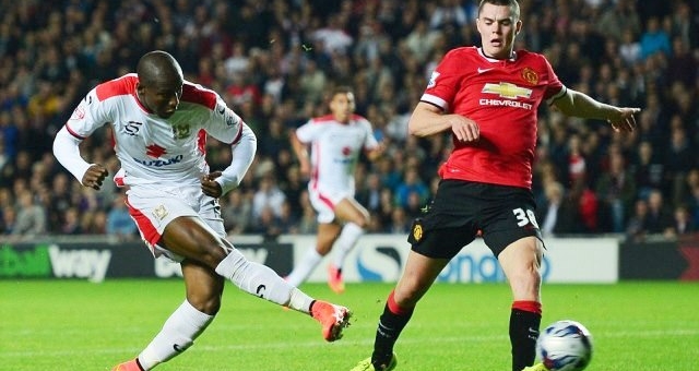 Video clip bàn thắng: MK DONS 4-0 Man United (Capital one Cup 2014)