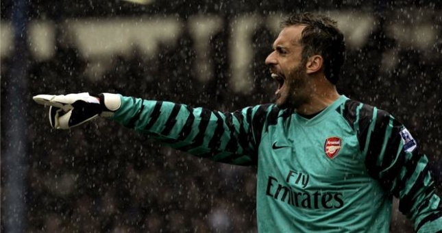 Chuyển Nhượng 28/8: Almunia sớm phải giải nghệ vì bệnh tim