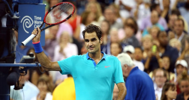 Federer nói gì về khoảnh khắc 'ngàn cân treo sợi tóc' trước Monfils