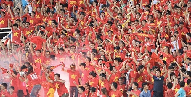 Hội CĐV Việt Nam gửi tâm thư xin lỗi dư luận vì sự cố pháo sáng