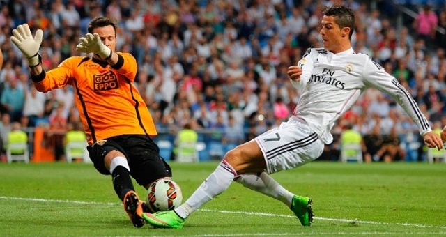 VIDEO: Cú poker và màn trình diễn ấn tượng của Ronaldo trước Elche