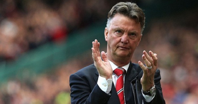 HLV Van Gaal đáp trả những lời chỉ trích của Ruud Gullit