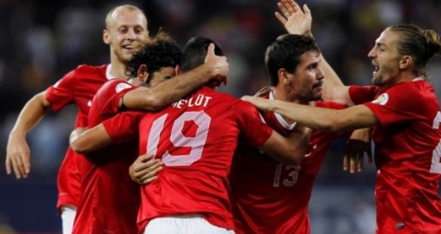 Video clip bàn thắng: Thổ Nhĩ Kỳ 1-2 CH Séc (Bảng A - Vòng loại Euro 2016)