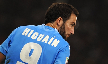Liverpool nâng giá mua Higuain