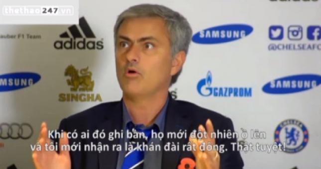 VIDEO: HLV Mourinho chê CĐV Chelsea thiếu nhiệt huyết