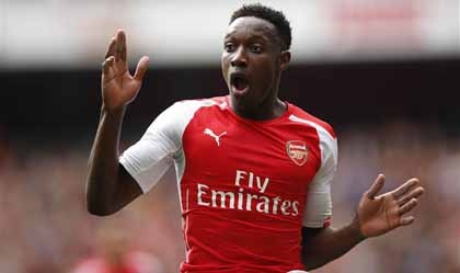 Danny Welbeck sẽ mất chỗ khi Olivier Giroud trở lại?
