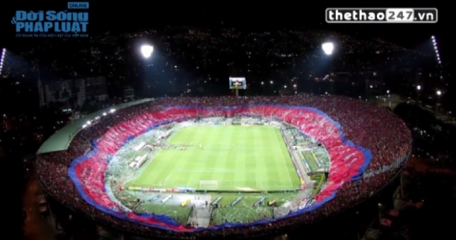 VIDEO: Banner cổ động lớn nhất của các CĐV đoàn kết nhất