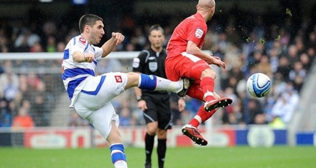 VIDEO: Đau bụng với những câu bình luận bóng đá cực hài hước