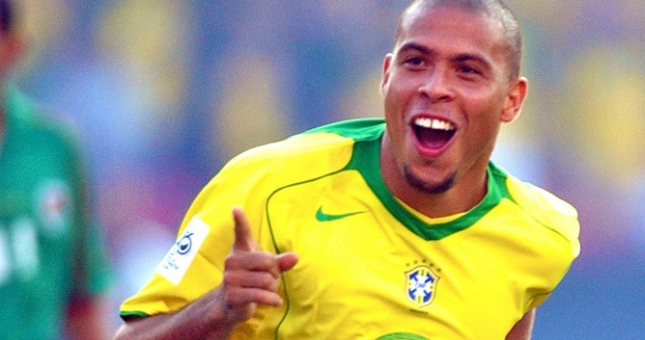 VIDEO: Xem lại trận Rô béo tự biên tự sút 3 quả penalty khi đối đầu với Argentina