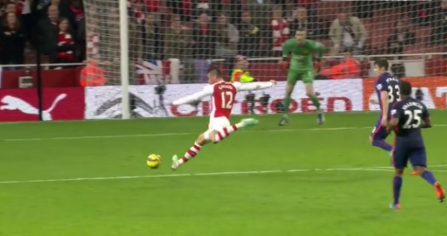 VIDEO: 5 bàn thắng đẹp nhất vòng 12-NHA 2014/15: Gỗ thượng hạng lên tiếng