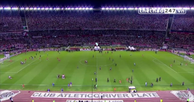 Video Siêu kinh điển Nam Mỹ: River Plate ăn mừng - Boca Juniors đánh nhau với fan