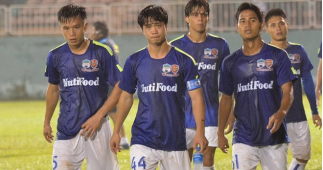 Video clip bàn thắng: HAGL 1-2 Khánh Hòa - Công Phượng 'tịt ngòi'