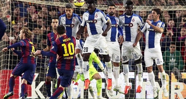 Video clip bàn thắng: Barcelona 5-1 Espanyol - Ronaldo gọi Messi trả lời