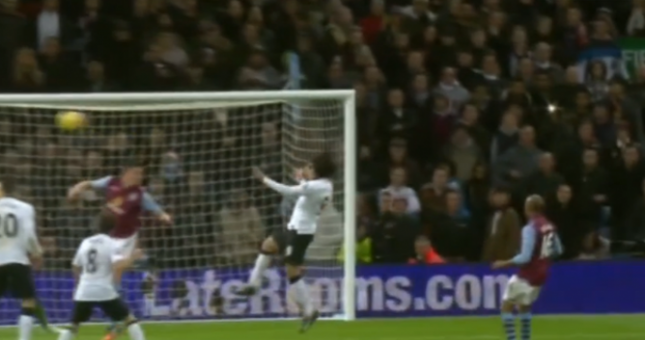 VIDEO: Falcao gỡ hòa cho MU, CĐV phá vòng cảnh sát đòi ào vào sân