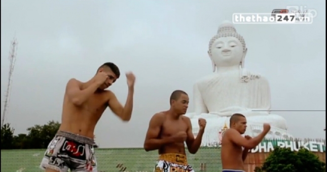 VIDEO: Các 'chiến binh' Muay Thái đã phải khổ luyện như thế nào