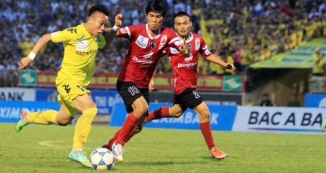 Video clip bàn thắng: Đồng Tâm Long An 1-1 Sông Lam Nghệ An (V.League 2015)