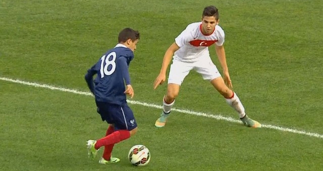 VIDEO: Sao trẻ Pháp solo ghi bàn đẳng cấp như Thierry Henry