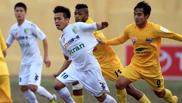 Hà Nội T&T: Ứng viên vô địch chưa vào guồng