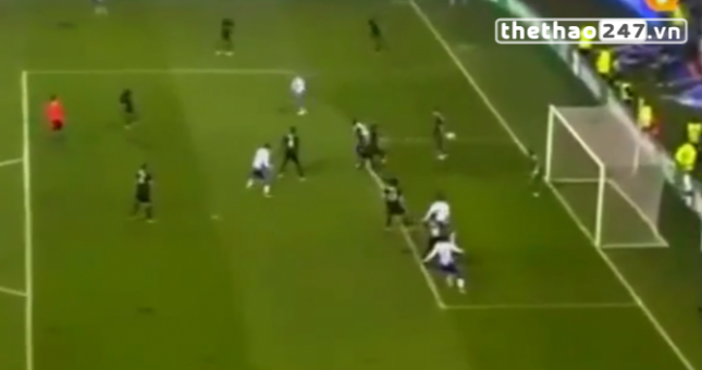 VIDEO: Sao Porto tái hiện tuyệt chiêu đánh gót của Ibrahimovic