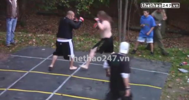VIDEO: Hấp dẫn với trận đấu MMA theo phong cách đường phố