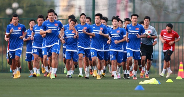 HLV Miura hài lòng với sự hòa nhập của ĐT Olympic VN