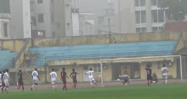 VIDEO: 2 pha cứu thua liên tiếp của thủ môn Hoài Anh bên phía Olympic Việt Nam