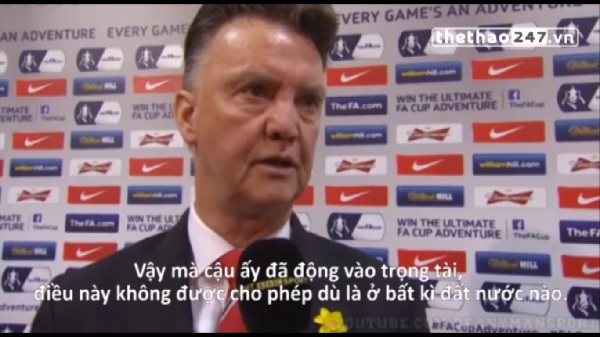 VIDEO: HLV Van Gaal nói gì về chiếc thẻ đỏ của Di Maria?